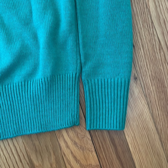 “Lucky” Green Sweater - Picture 10 of 11